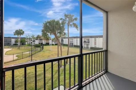 709 Russell Lane Brandon FL 33510