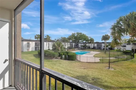 709 Russell Lane Brandon FL 33510