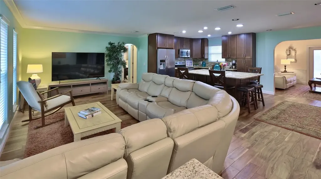 1602 S Riverside Drive Edgewater FL 32132