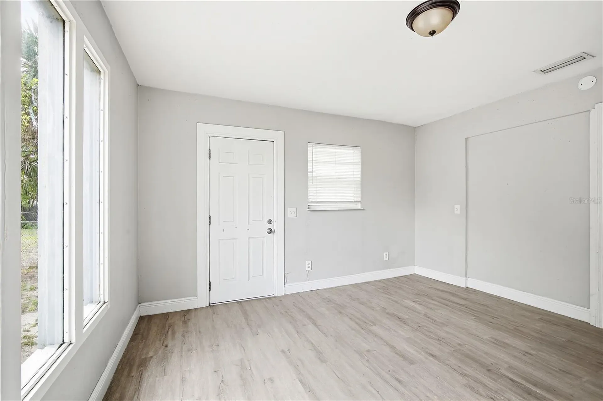 8419 N Semmes Street Tampa FL 33604