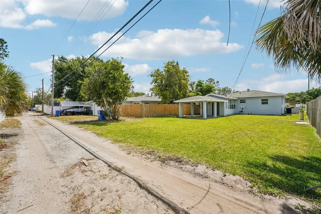 6527 3rd Avenue S St Petersburg FL 33707