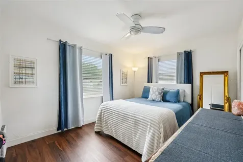 6527 3rd Avenue S St Petersburg FL 33707