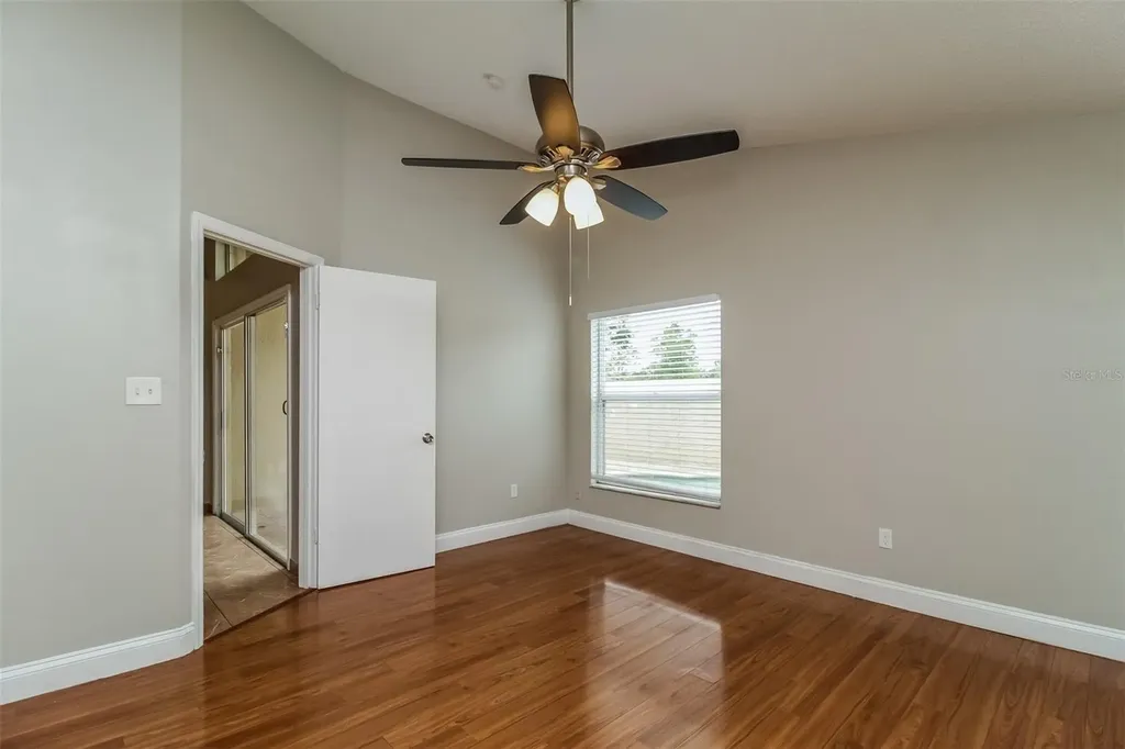 120 Lakebreeze Circle Lake Mary FL 32746