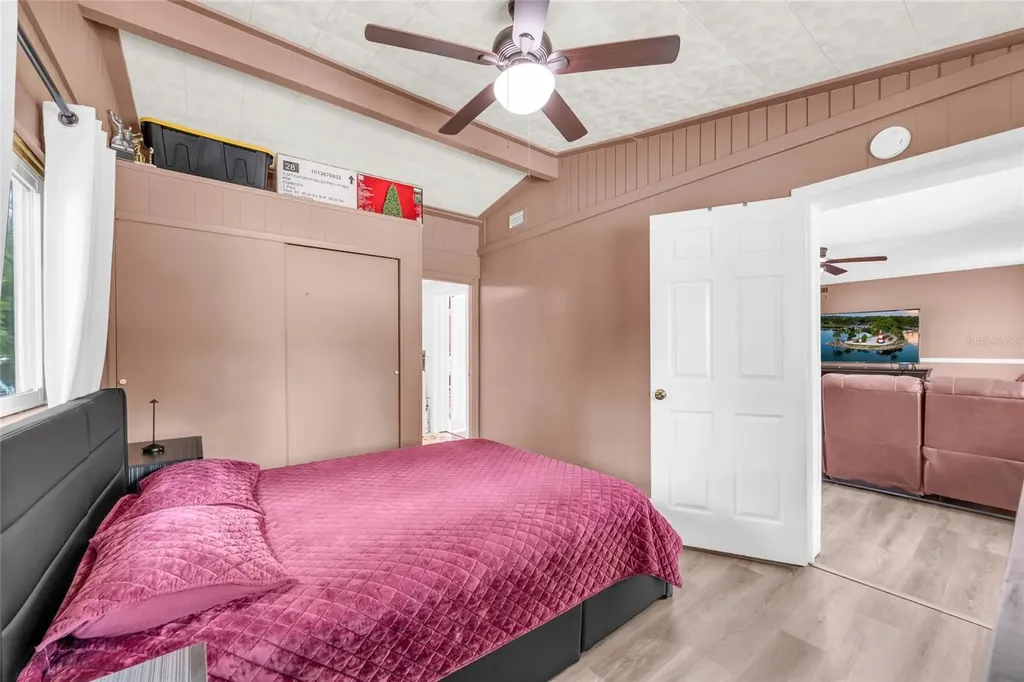 890 Golden Isle Drive Mount Dora FL 32757
