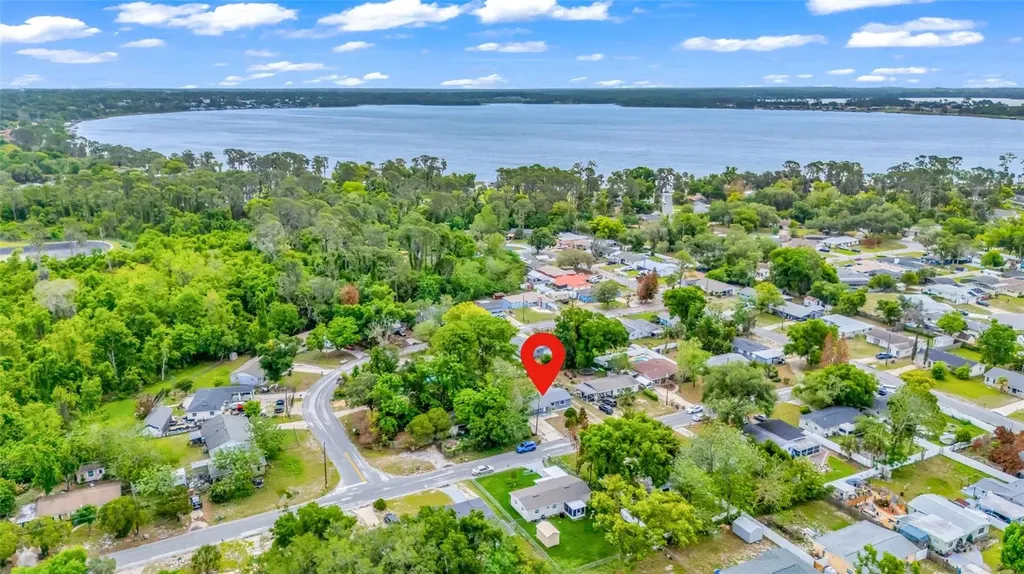 890 Golden Isle Drive Mount Dora FL 32757