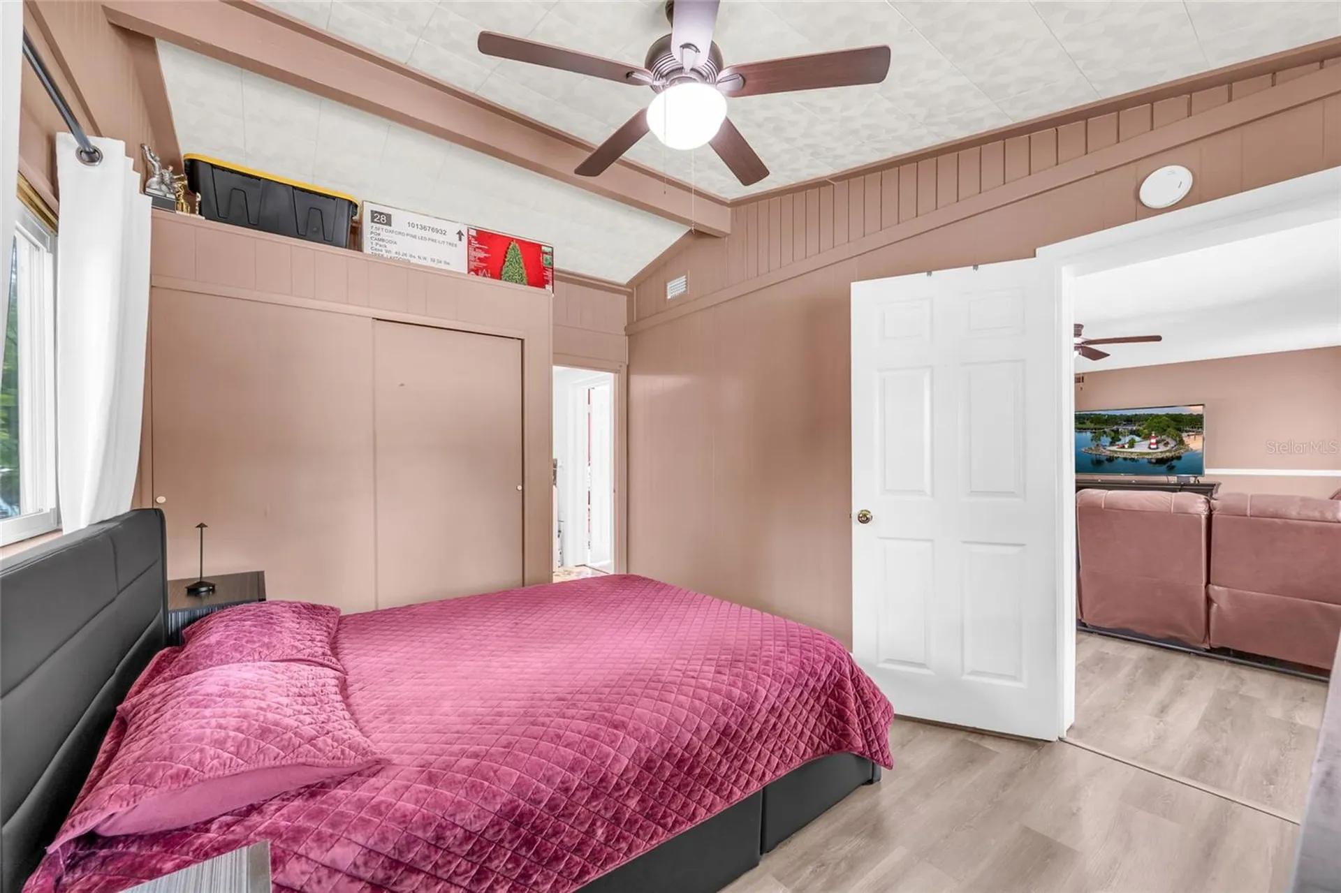 890 Golden Isle Drive Mount Dora FL 32757
