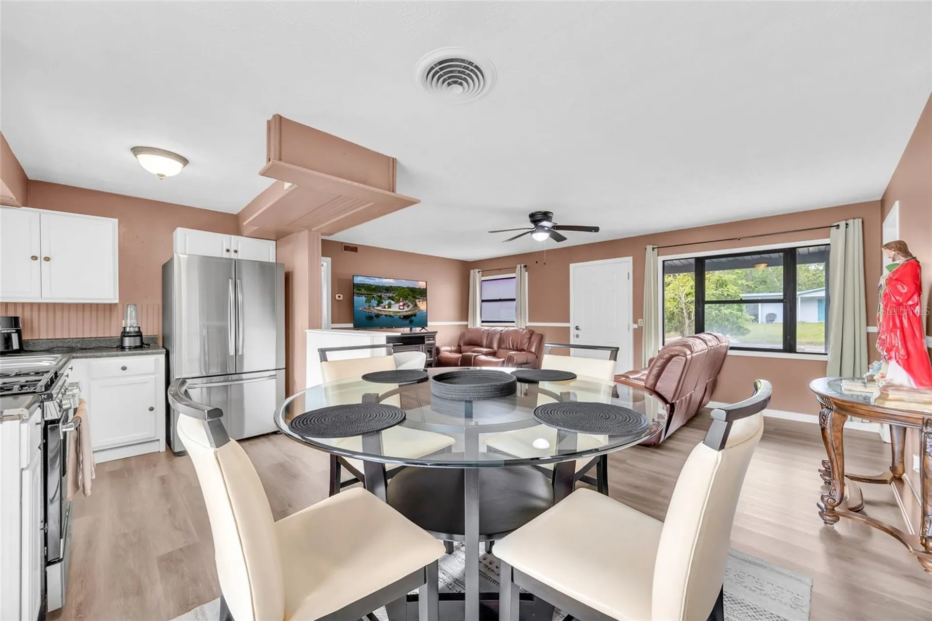 890 Golden Isle Drive Mount Dora FL 32757
