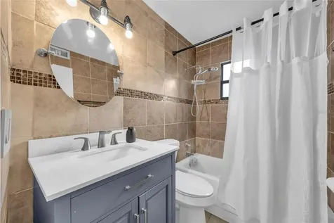 890 Golden Isle Drive Mount Dora FL 32757