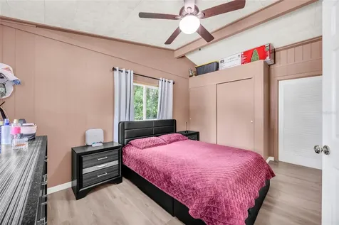890 Golden Isle Drive Mount Dora FL 32757