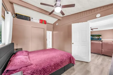 890 Golden Isle Drive Mount Dora FL 32757