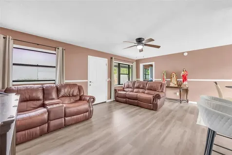 890 Golden Isle Drive Mount Dora FL 32757