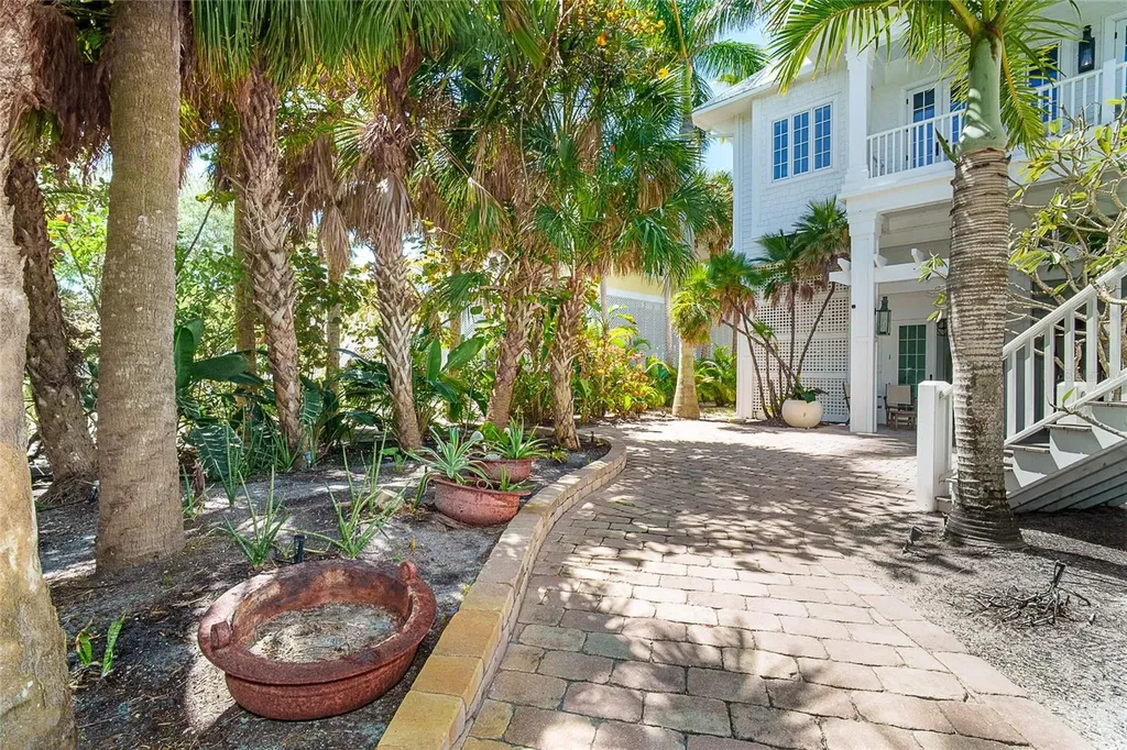 7320 Palm Island Drive Placida FL 33946