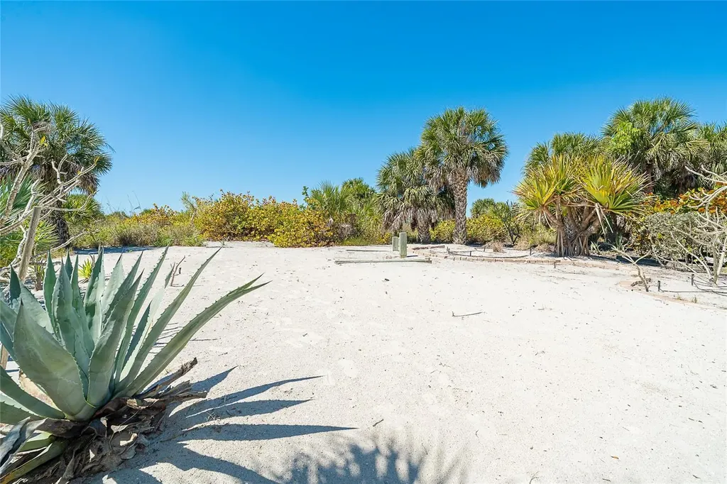 7320 Palm Island Drive Placida FL 33946