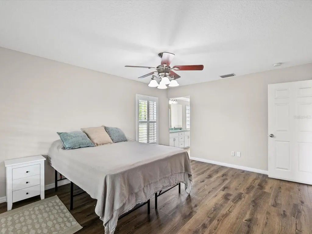 31706 Hunt Club Lane Wesley Chapel FL 33543