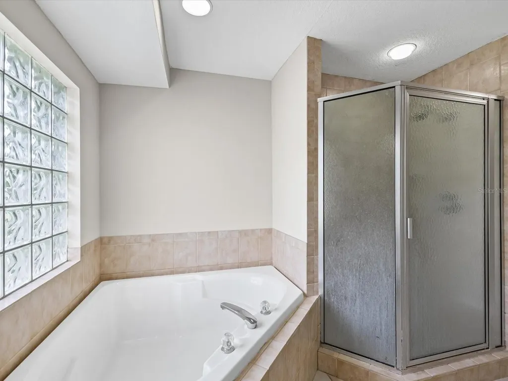 31706 Hunt Club Lane Wesley Chapel FL 33543