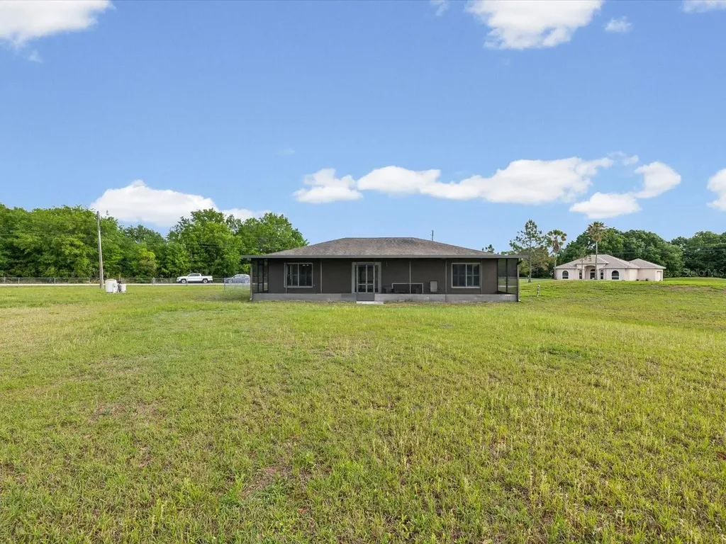 31706 Hunt Club Lane Wesley Chapel FL 33543