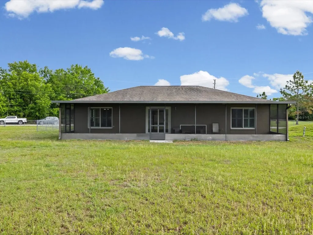 31706 Hunt Club Lane Wesley Chapel FL 33543