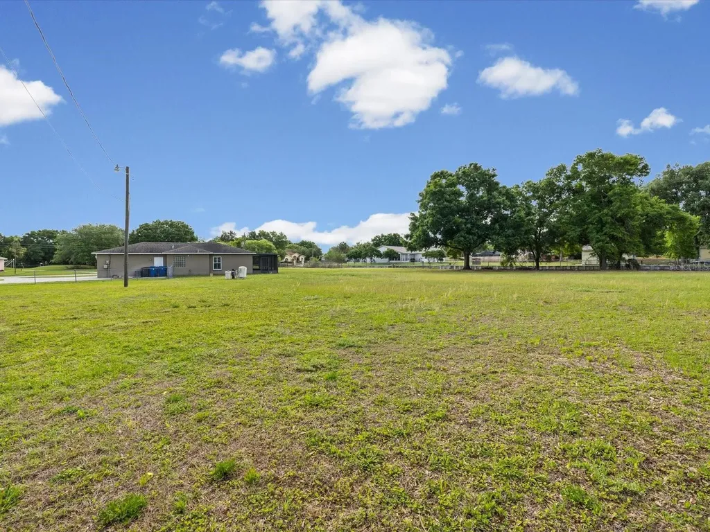 31706 Hunt Club Lane Wesley Chapel FL 33543