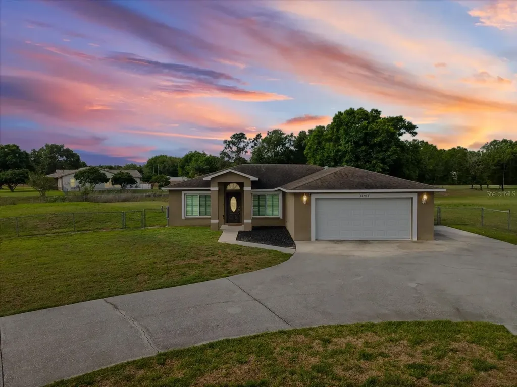 31706 Hunt Club Lane Wesley Chapel FL 33543