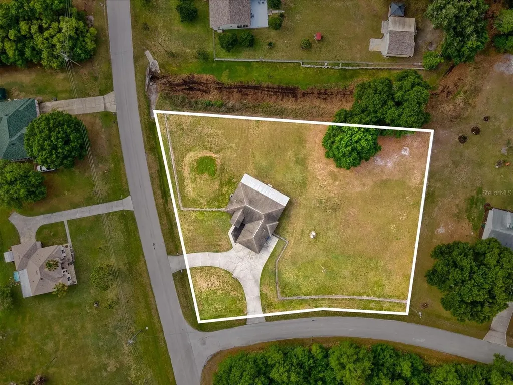 31706 Hunt Club Lane Wesley Chapel FL 33543