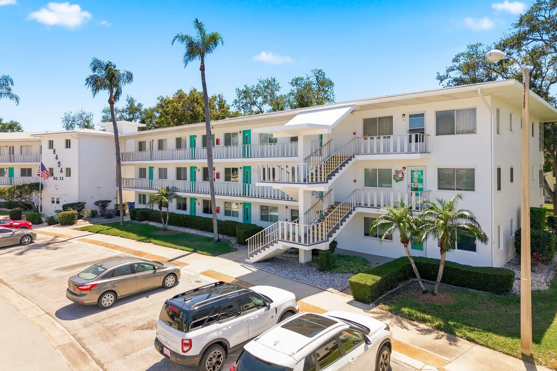 8454 111th Street Seminole FL 33772
