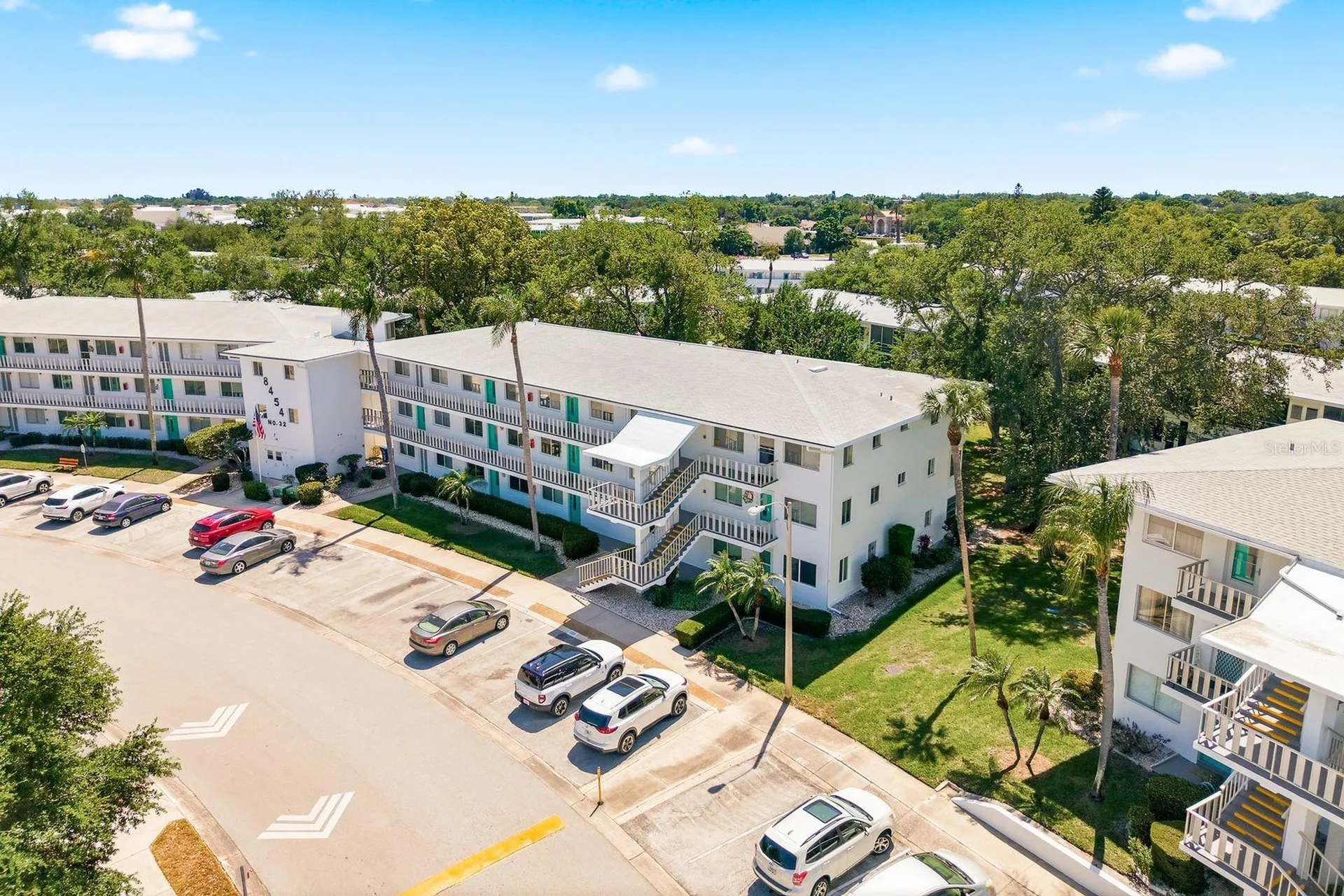 8454 111th Street Seminole FL 33772