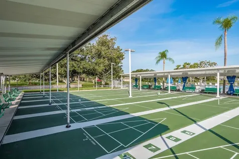 8454 111th Street Seminole FL 33772
