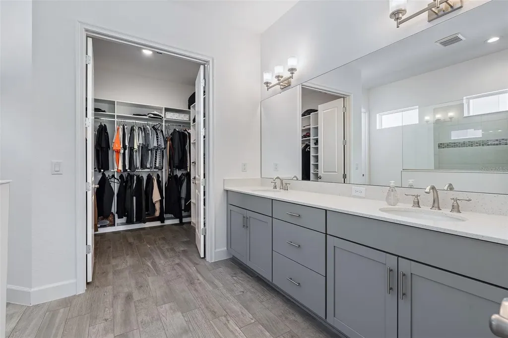16 Kingswood Court Ormond Beach FL 32174