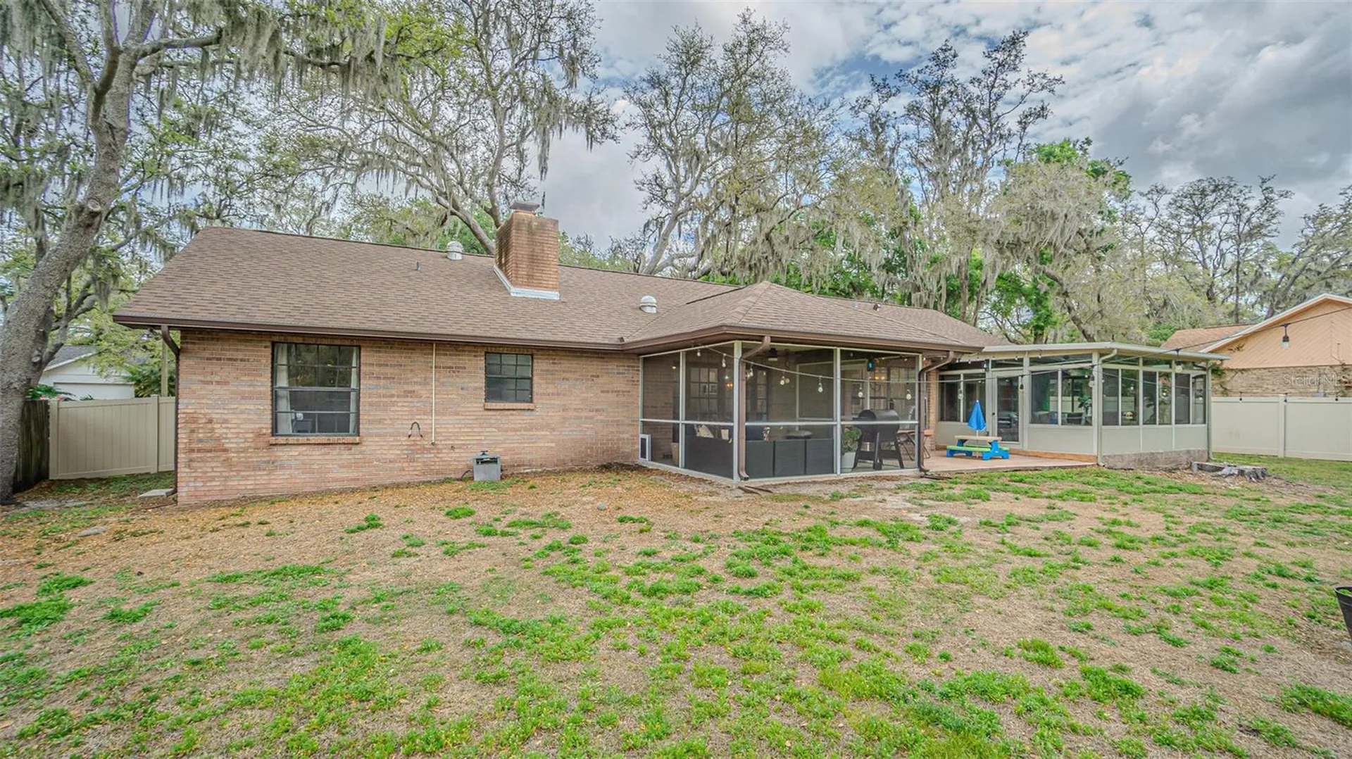1107 Oakridge Manor Drive Brandon FL 33511