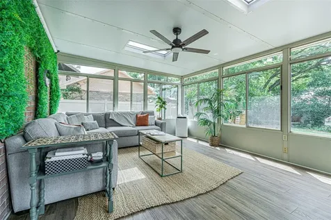 1107 Oakridge Manor Drive Brandon FL 33511