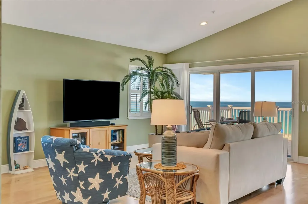 1105 Gulf Drive S Bradenton Beach FL 34217