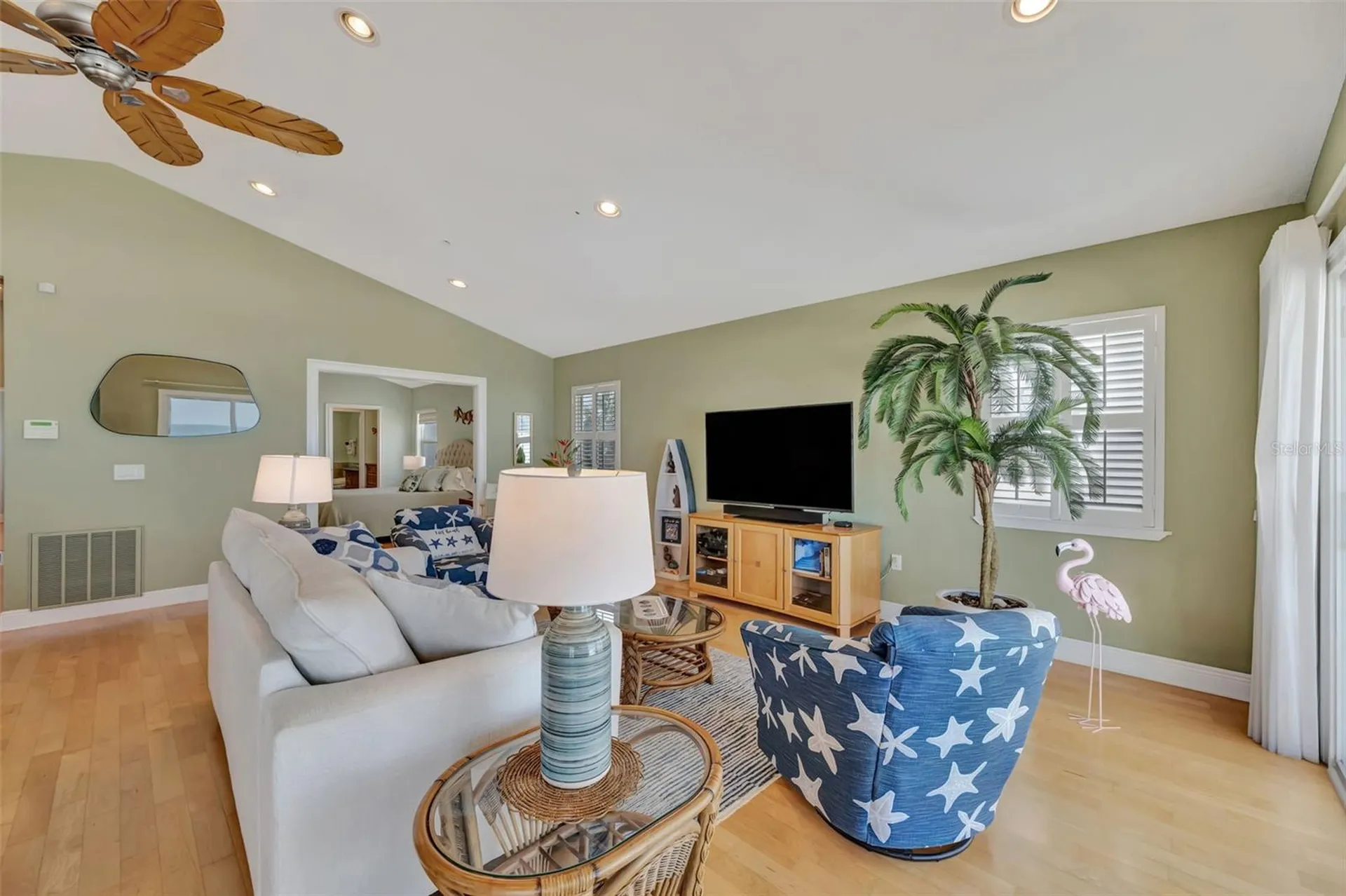 1105 Gulf Drive S Bradenton Beach FL 34217