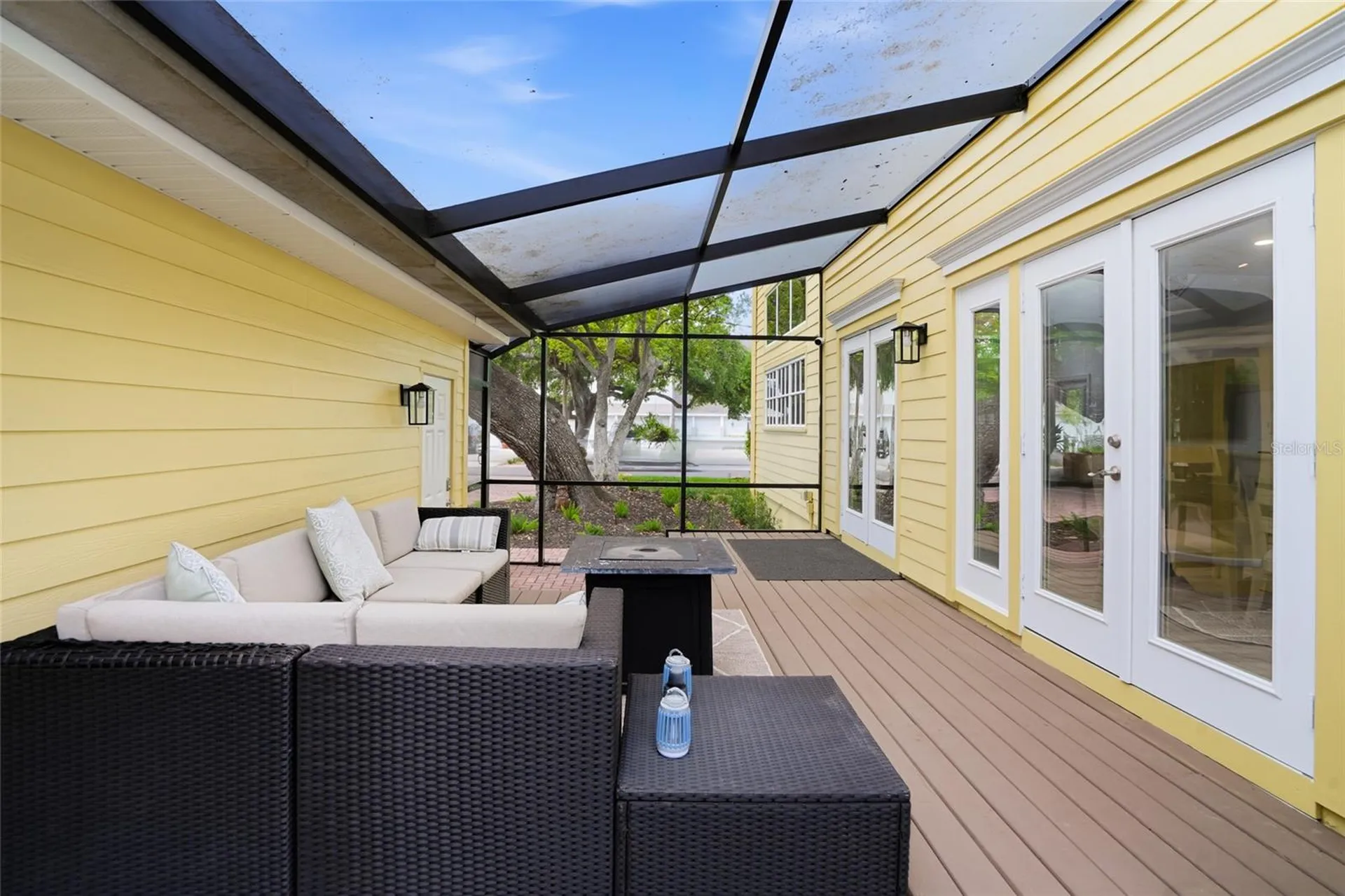 5201 S Jules Verne Court Tampa FL 33611