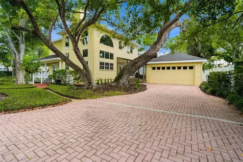 5201 S Jules Verne Court Tampa FL 33611