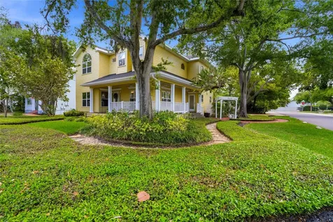 5201 S Jules Verne Court Tampa FL 33611