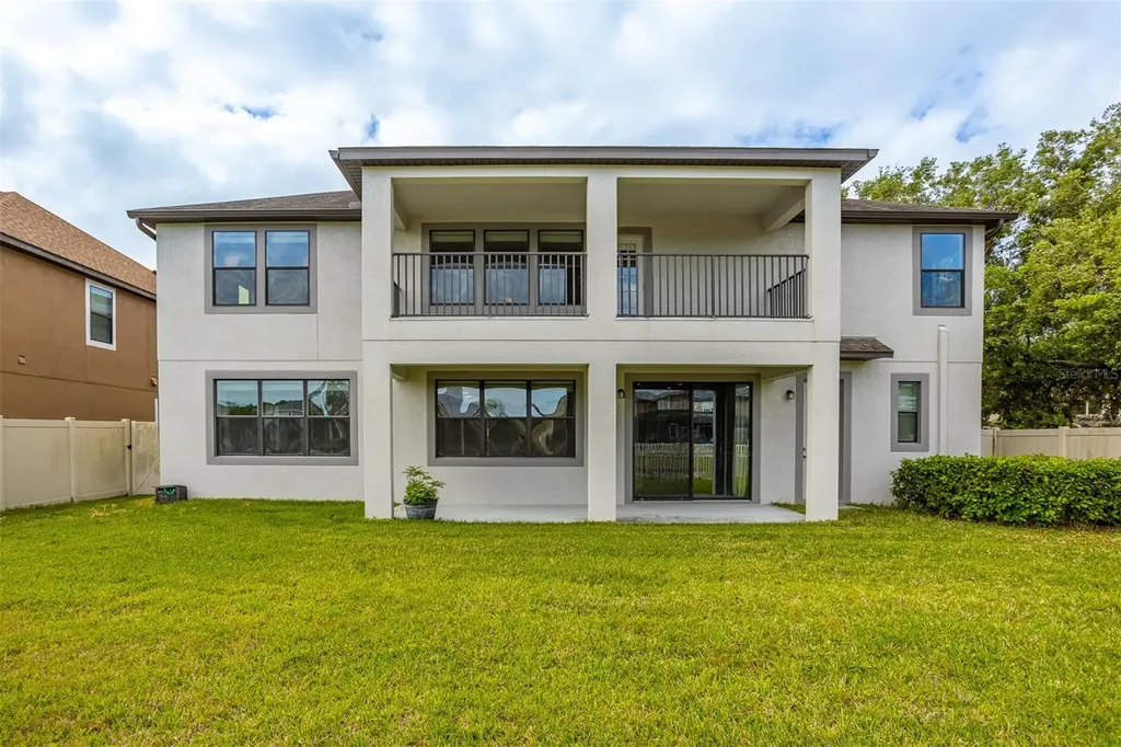 19433 Whispering Brook Drive Tampa FL 33647