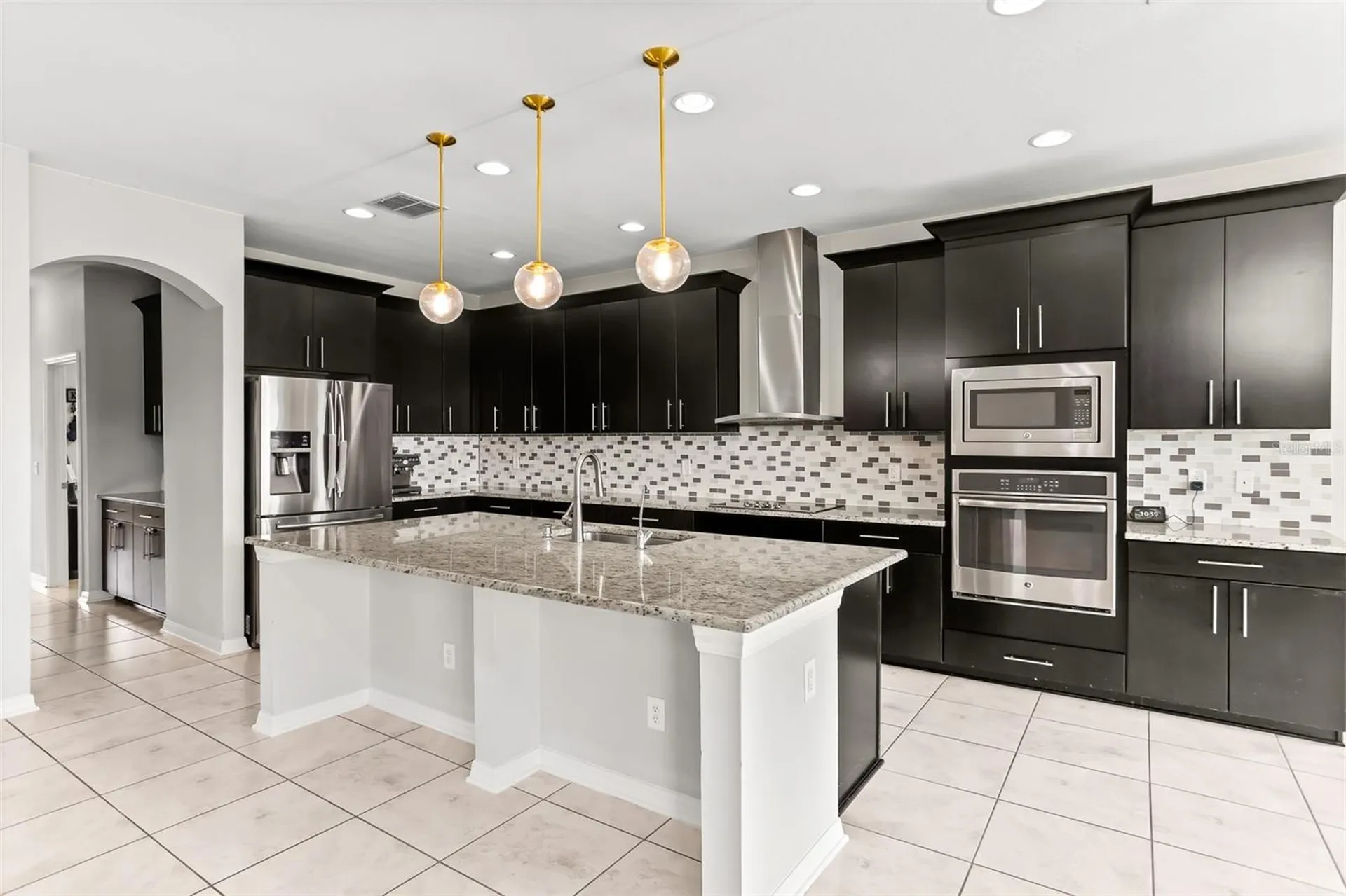 19433 Whispering Brook Drive Tampa FL 33647