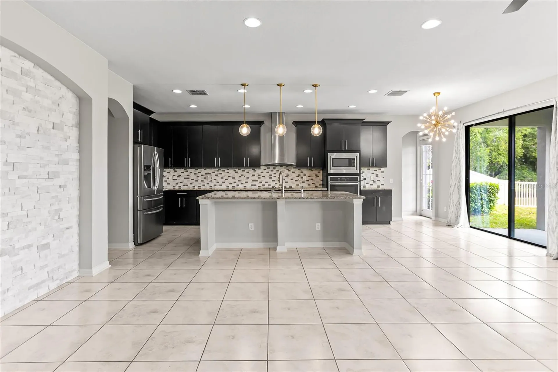 19433 Whispering Brook Drive Tampa FL 33647
