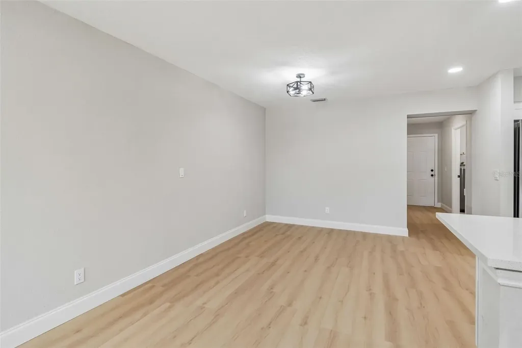 3415 E Knollwood Street Tampa FL 33610