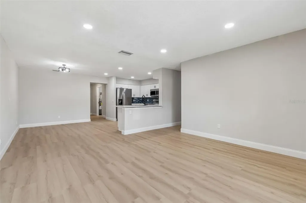 3415 E Knollwood Street Tampa FL 33610