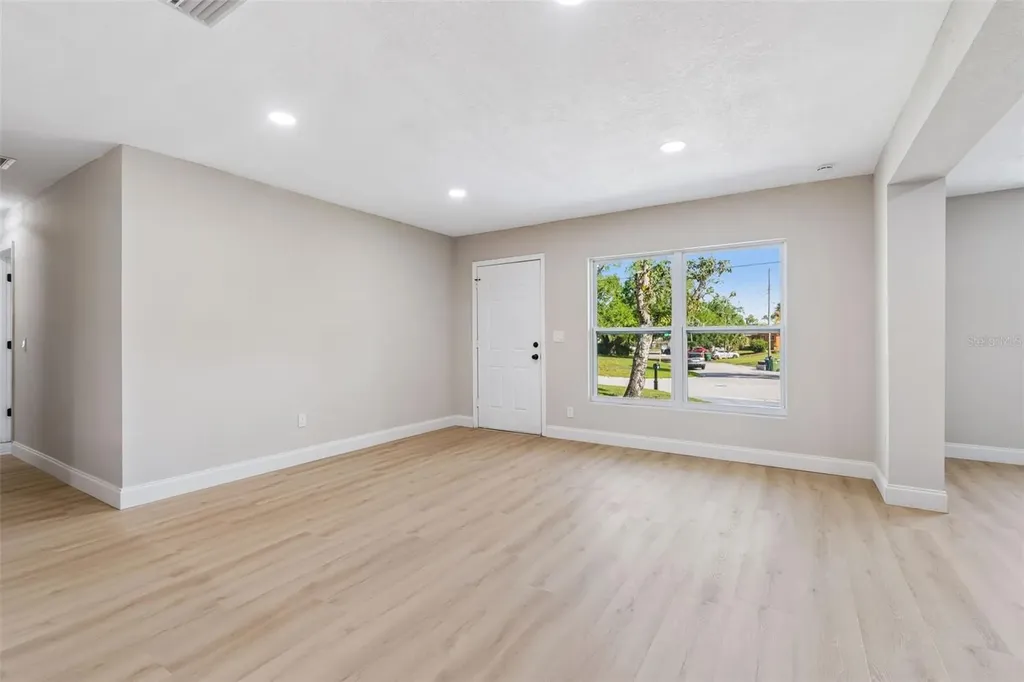 3415 E Knollwood Street Tampa FL 33610