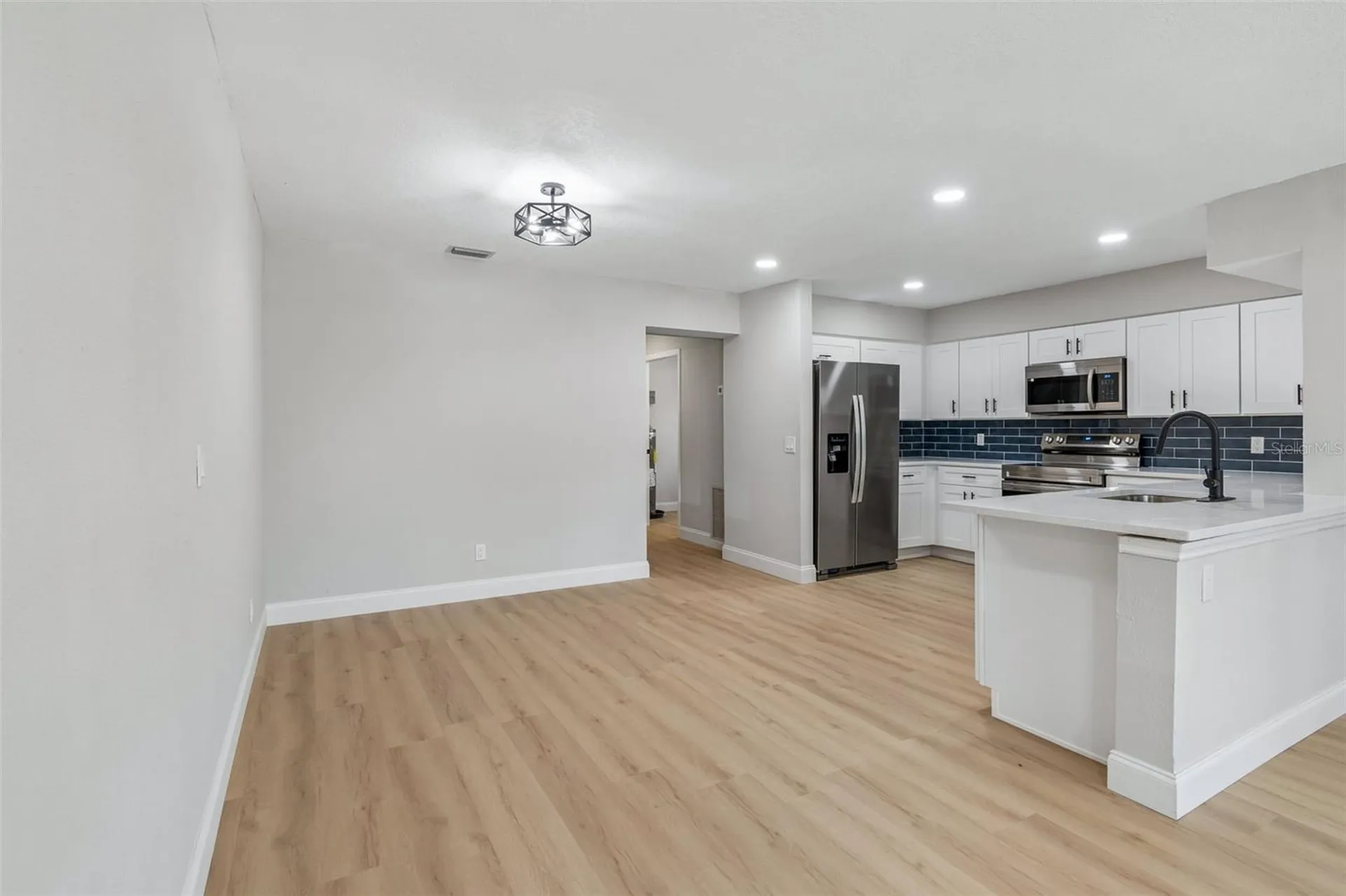 3415 E Knollwood Street Tampa FL 33610