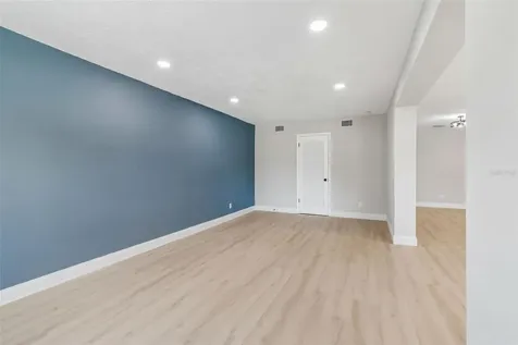 3415 E Knollwood Street Tampa FL 33610