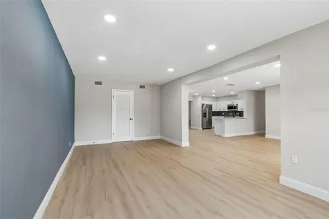3415 E Knollwood Street Tampa FL 33610