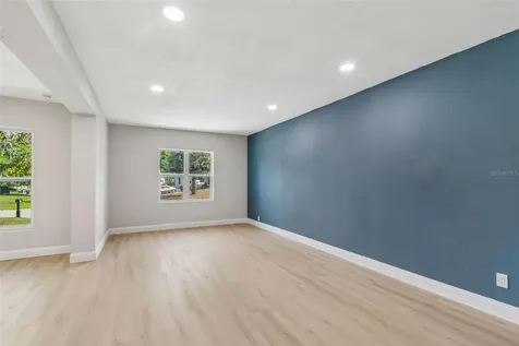3415 E Knollwood Street Tampa FL 33610