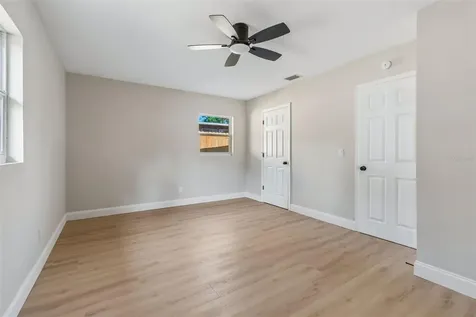 3415 E Knollwood Street Tampa FL 33610