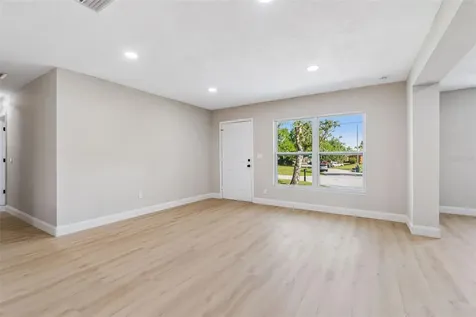 3415 E Knollwood Street Tampa FL 33610