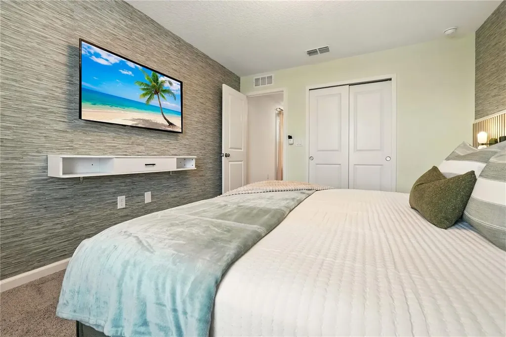 2306 Zaballina Place Kissimmee FL 34747