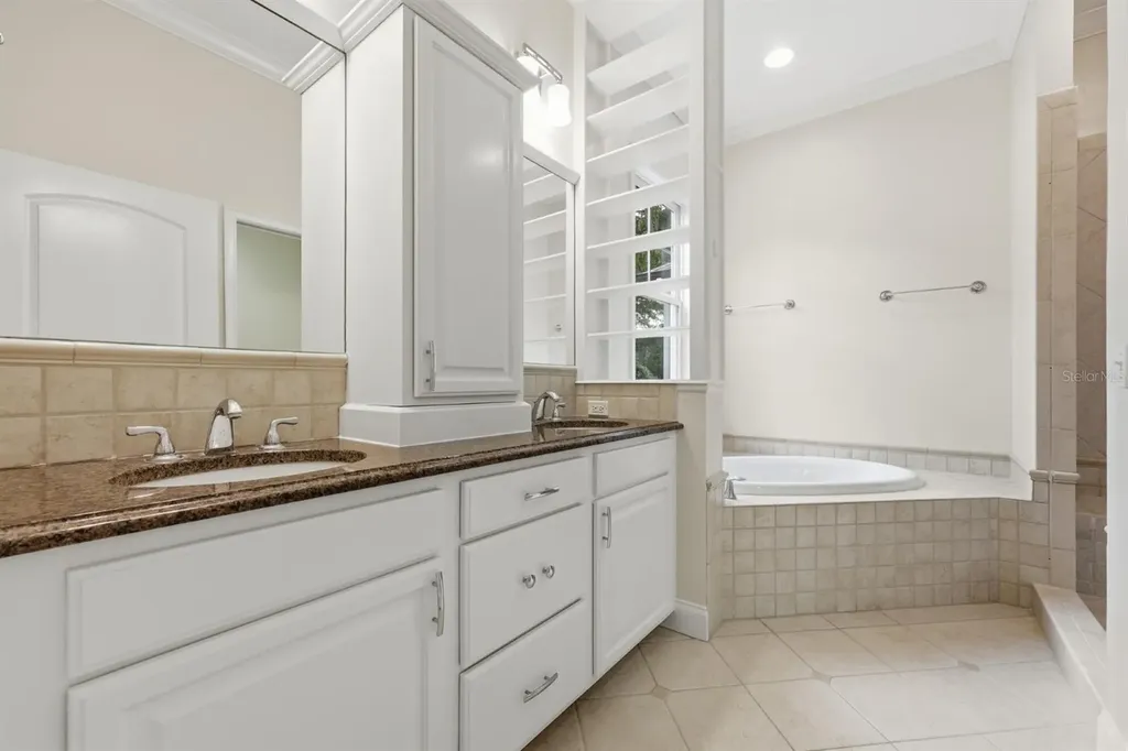 13265 SW 6th Avenue Newberry FL 32669