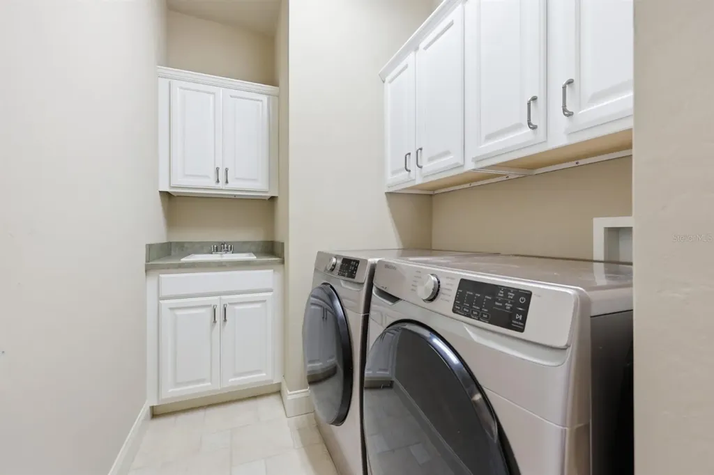 13265 SW 6th Avenue Newberry FL 32669